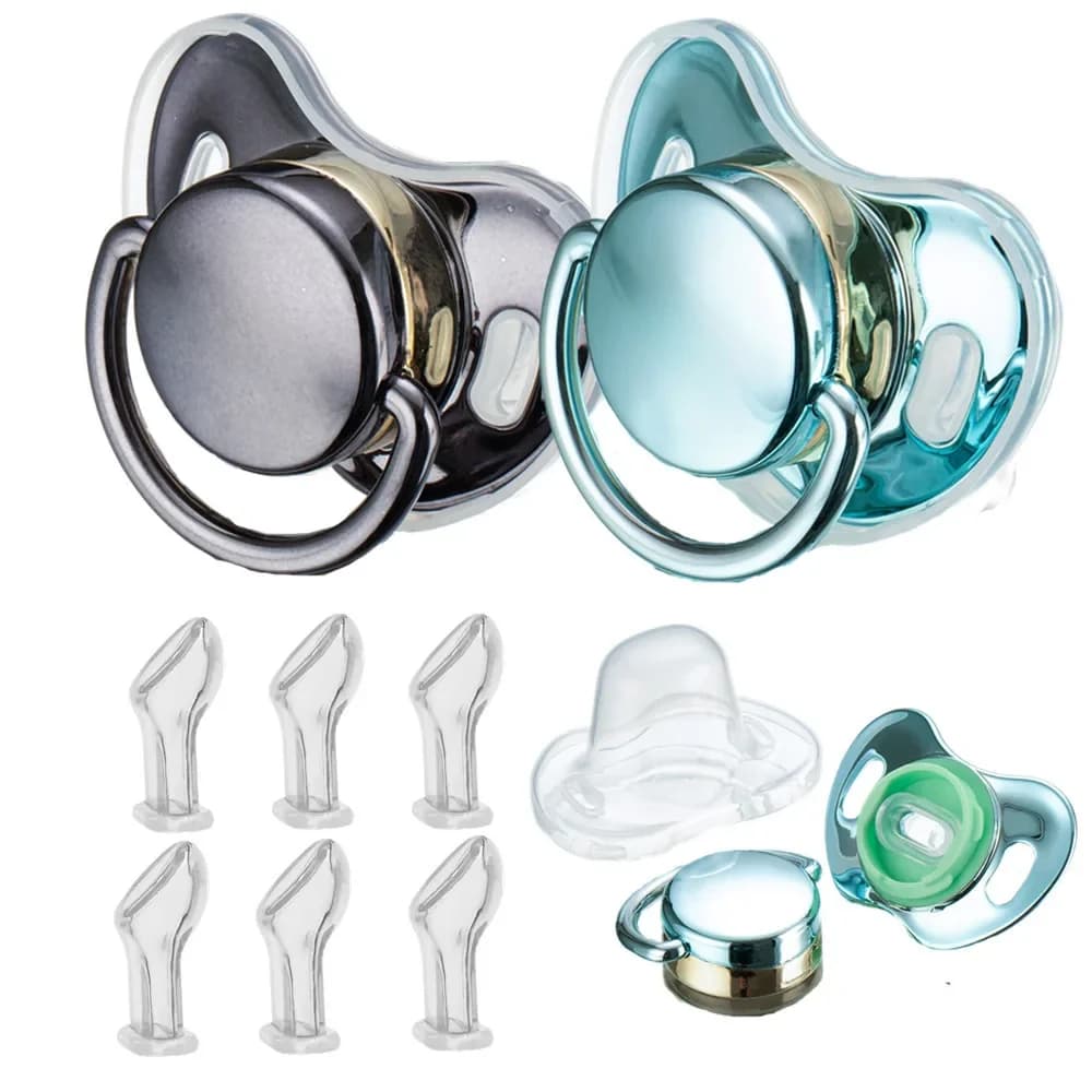 Miyocar Custom Gold Blauwe Fopspeen (2 Stuks) met Naam Brengen 6 Vervanging Speen Omvatten Alle Size Gepersonaliseerde Jongen Meisje Baby Shower