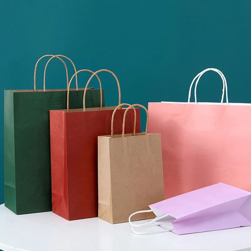 10 stuks effen kleur geschenk kraftpapier zak verpakking papieren zakken gunsten voor gasten feestdecoratie huwelijkscadeau snoep boodschappentassen