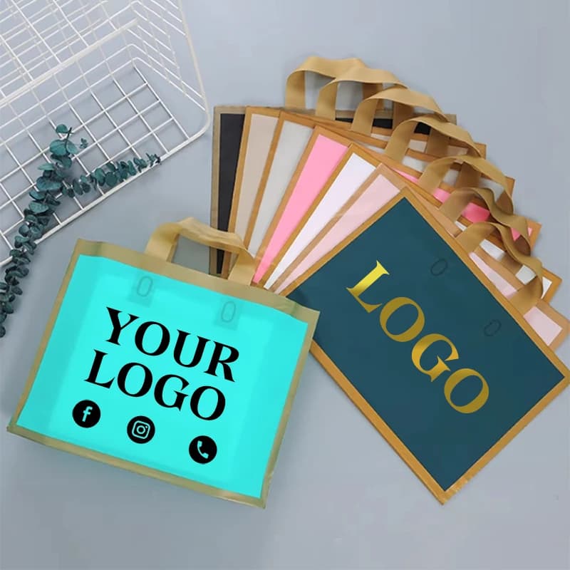 100 stuks aangepaste logotassen met handvat gouden frame dikke boetiek geschenkkleding verpakking boodschappentassen persoonlijke aangepaste tassen
