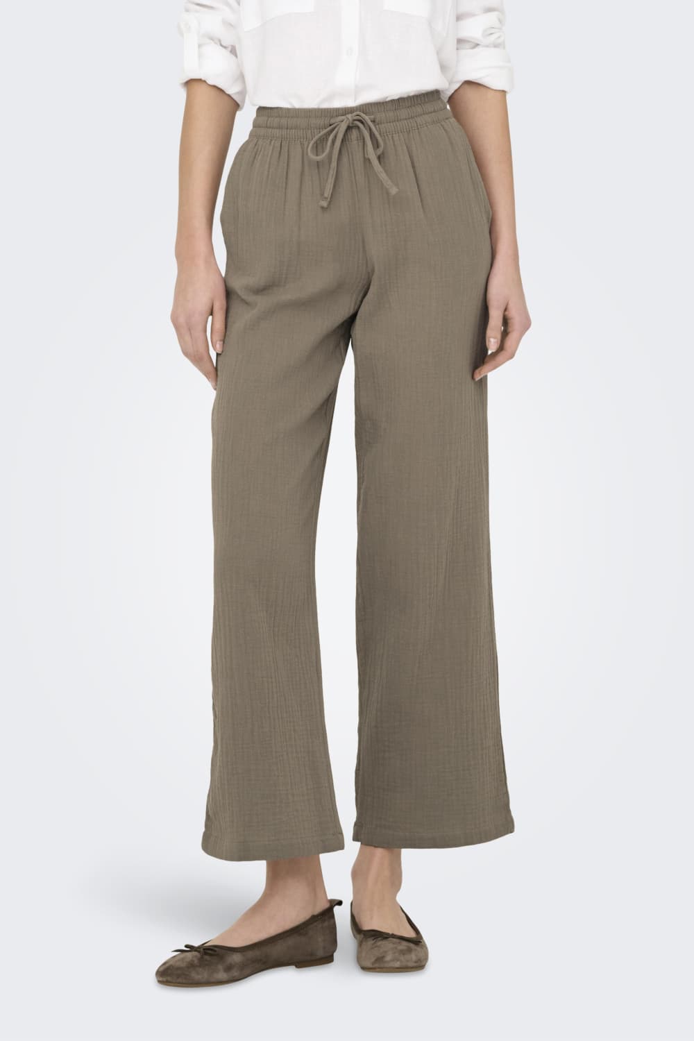 Jacqueline de Yong bruine dames broek | Wide leg fit | Steekzakken | Structuur patroon | Elastische boord | Duurzaam | Regular waist